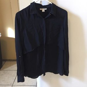 Tiered unique button up